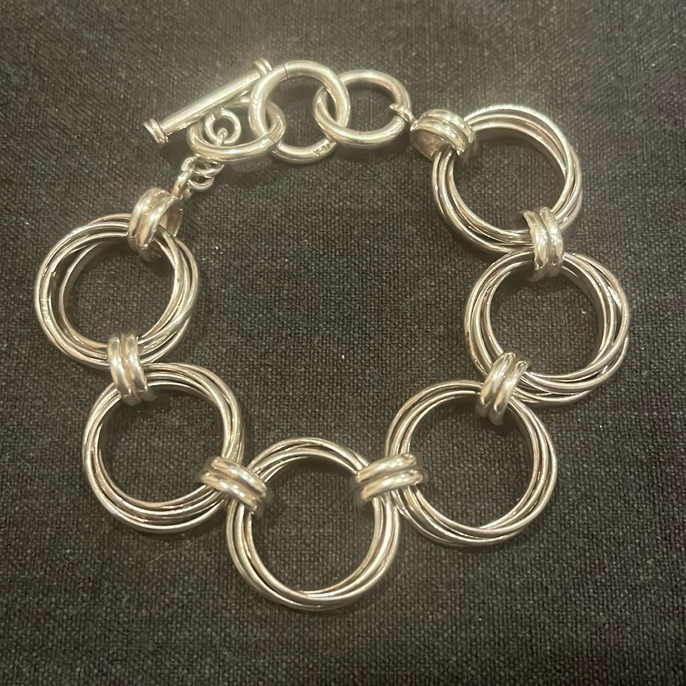 Silpada sterling circle bracelet